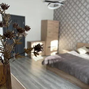 https://stylish-apartment.hotelslviv.net